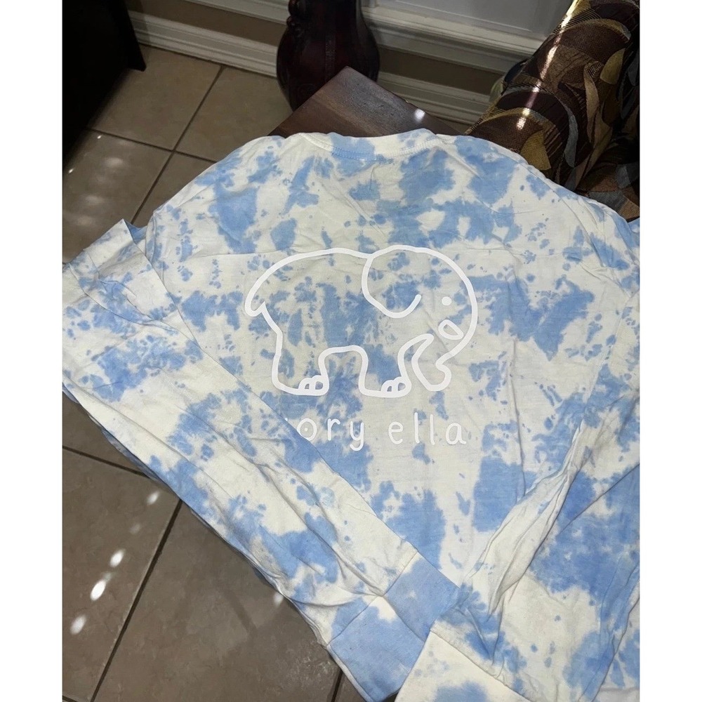 Ivory‎ Ella Elephant T-Shirt Women's Size Xs Long Sleeve NWOT